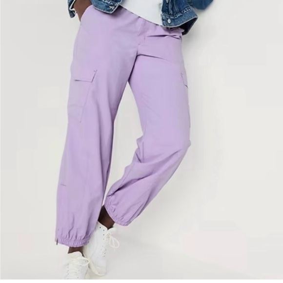 Old Navy Pants - Old navy NWT Lavender Cargo Pants